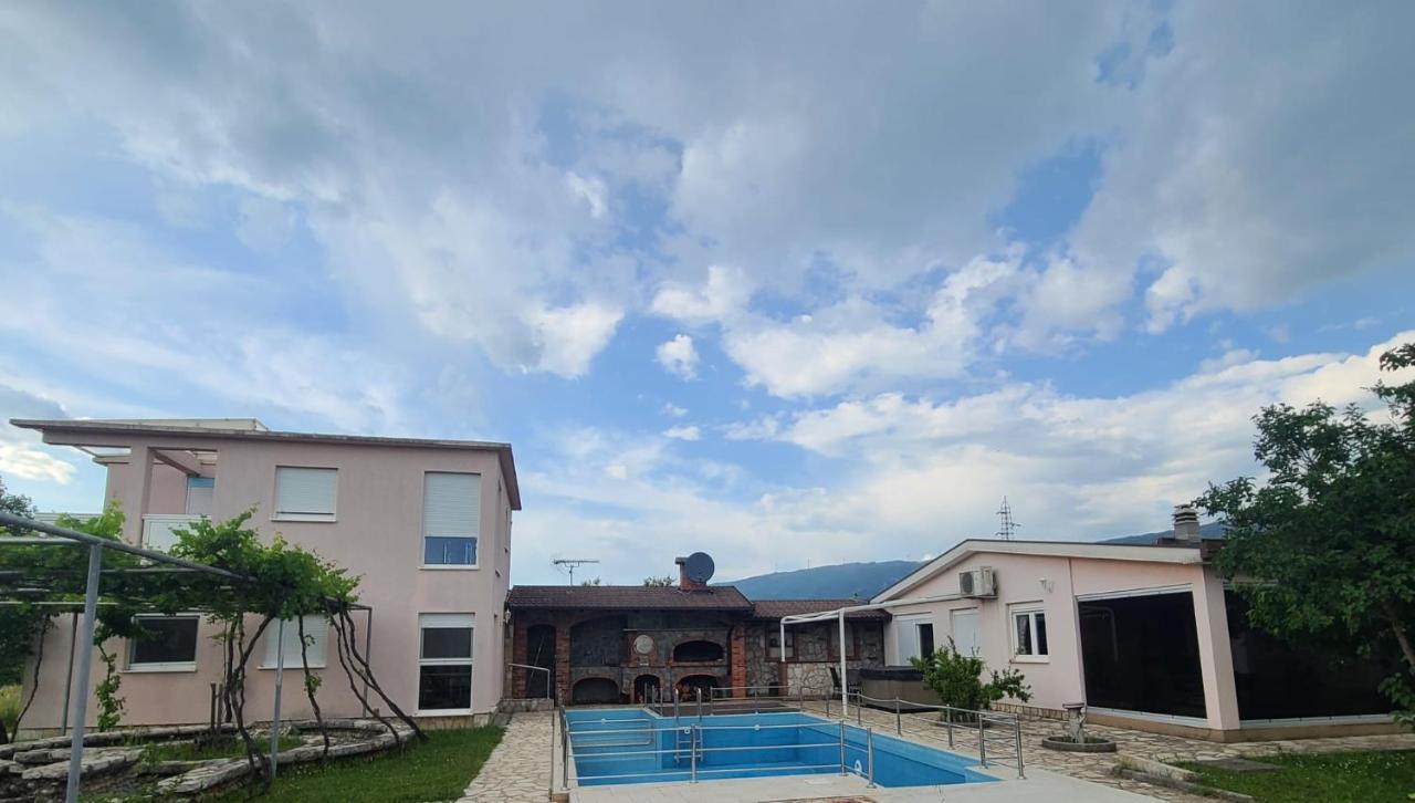 Hacienda Kolenda Apartment Mostar Exterior photo